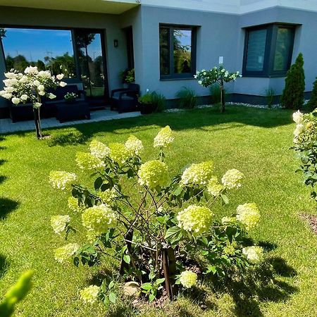 Apartament Ogrodowy Zakatek Uniejow Exterior photo
