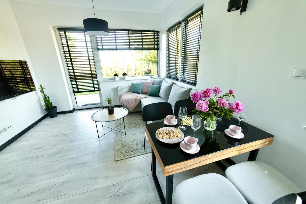 Apartament Ogrodowy Zakatek Uniejow Exterior photo